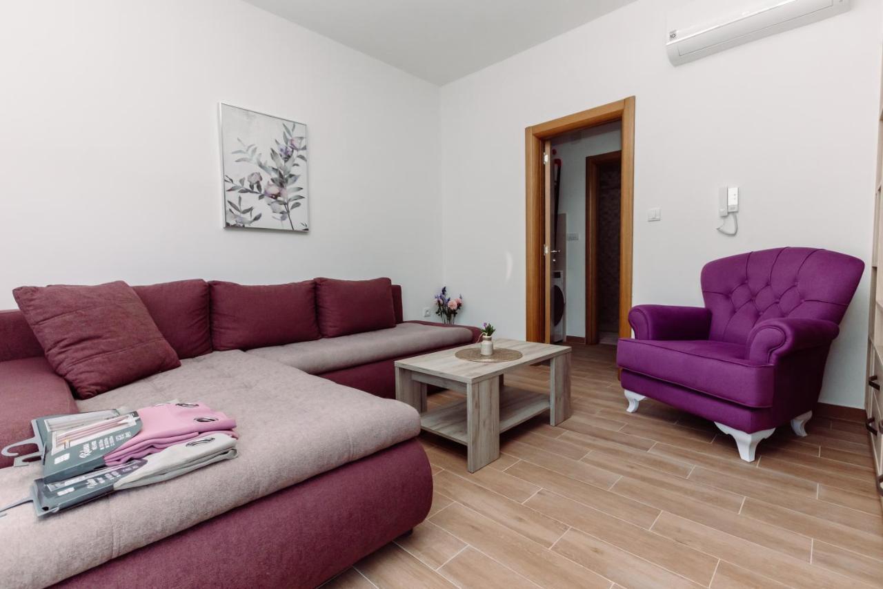 Waterfront Apartment Petrovina Kotor Exterior photo